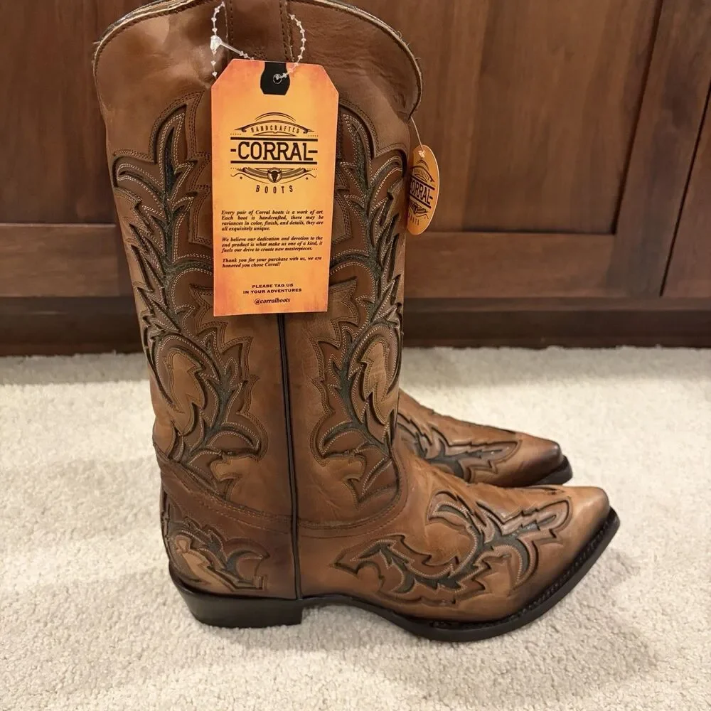 NIB Corral Men’s Honey Grey Inlay Embroidered Western Boots Leather 10 EE (wide)